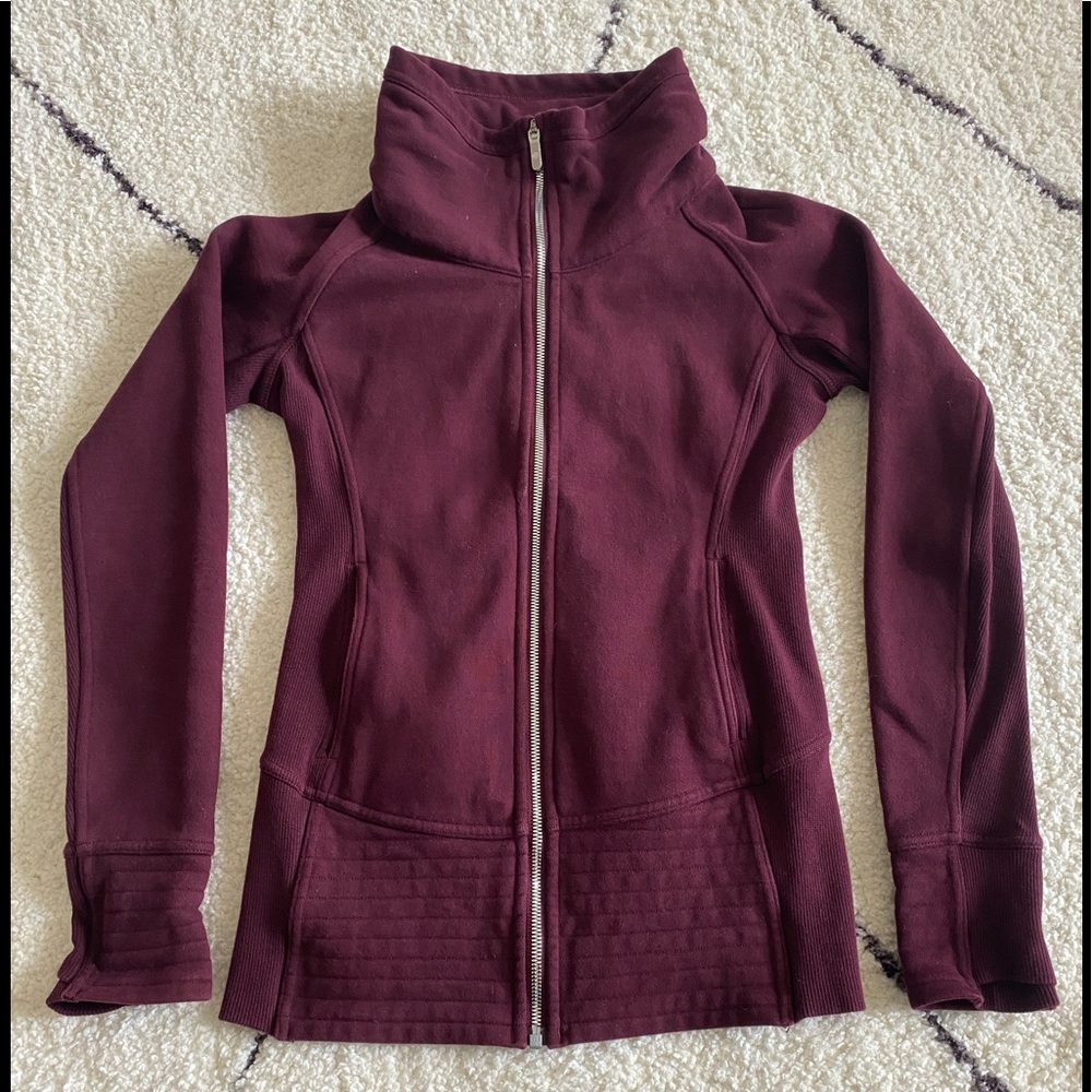 Lululemon Radiant jacket - funnel neck - Small